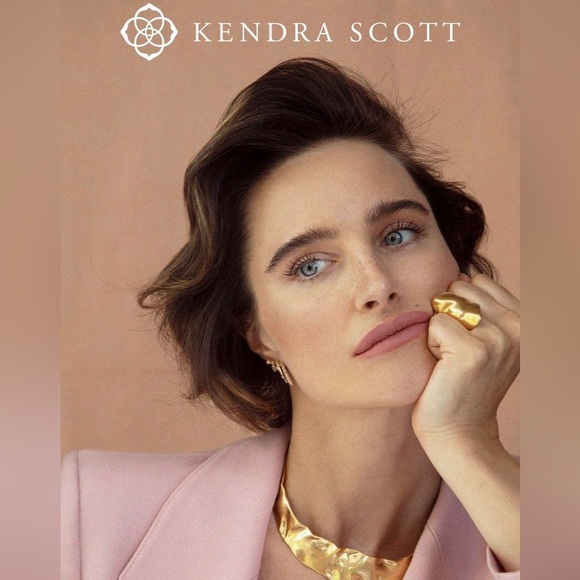 Kendra Scott Holland Cocktail Ring Size 6, 7, 8 - Picture 2 of 9